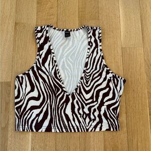 SHEIN Black and White Graphic Crop Tank Top